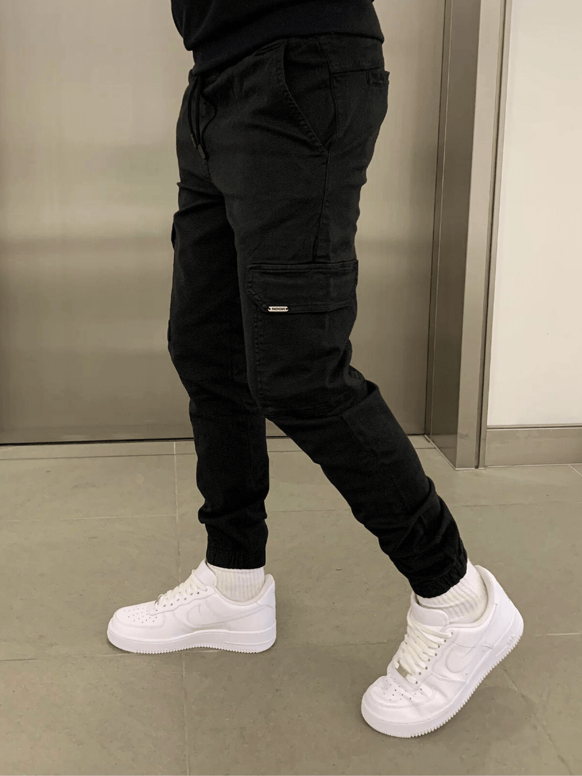 Maxton | Cargo Trousers with Elastic Waist and Cuffed Ankles