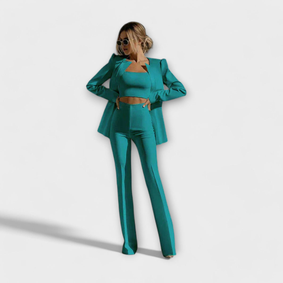 Selina – Stylish Three-Piece Set (Blazer, Top, Trousers)